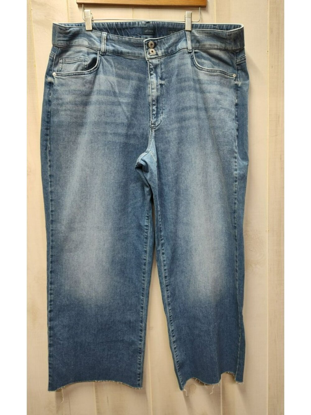 J Jill Denim Jeans High Rise Full Wide Leg Palazzo Size 22, Medium Wash, Raw Hem